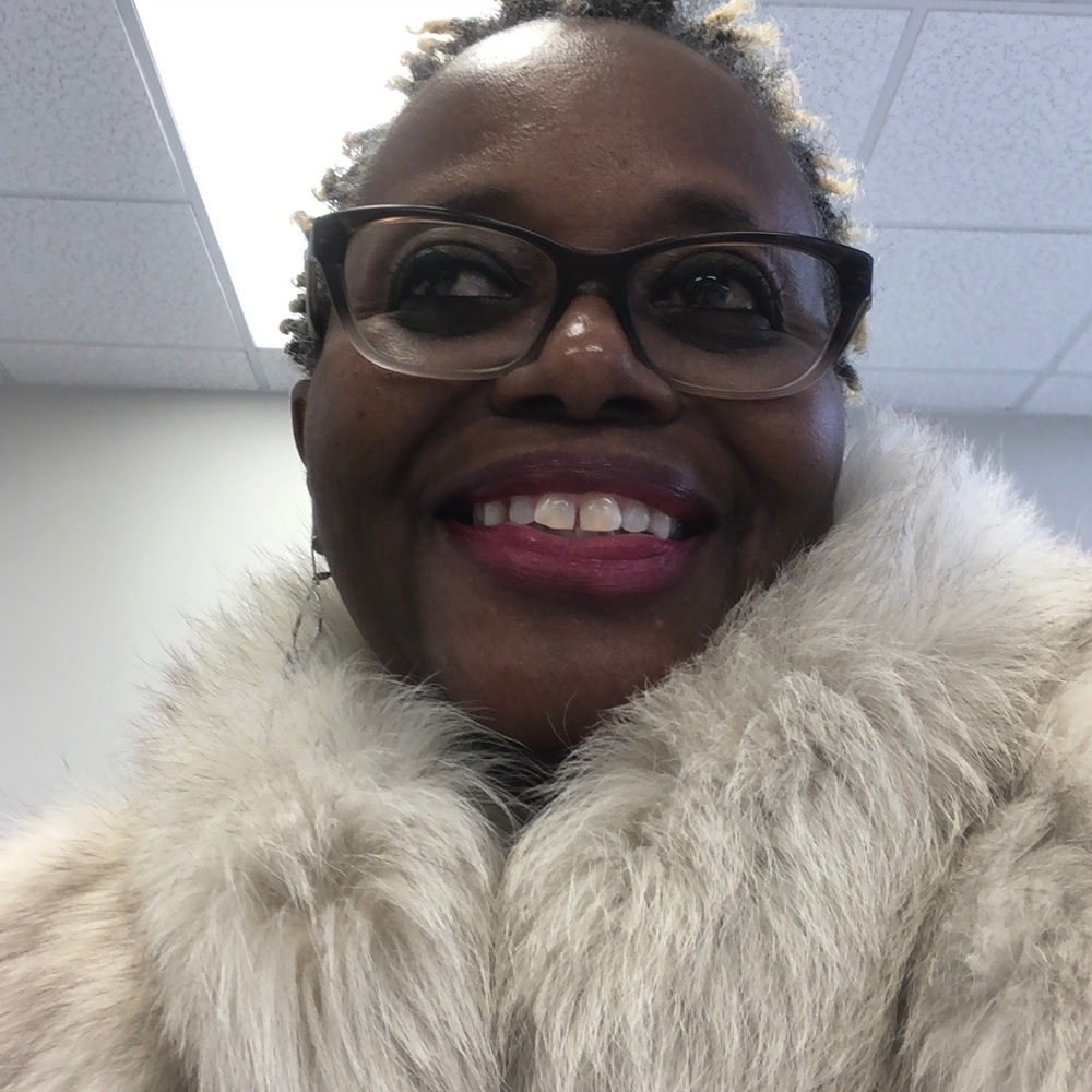 Meet your Posher, Carolyn